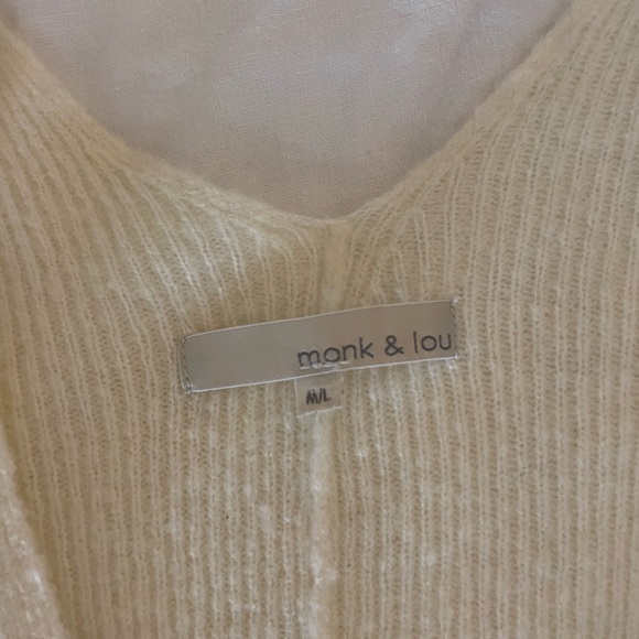 Monk&Lou cream cardigan, size M/L - Picture 4 of 5